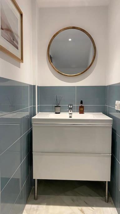 شقة Superb Townhouse In Golden Mile ماربيا المظهر الخارجي الصورة