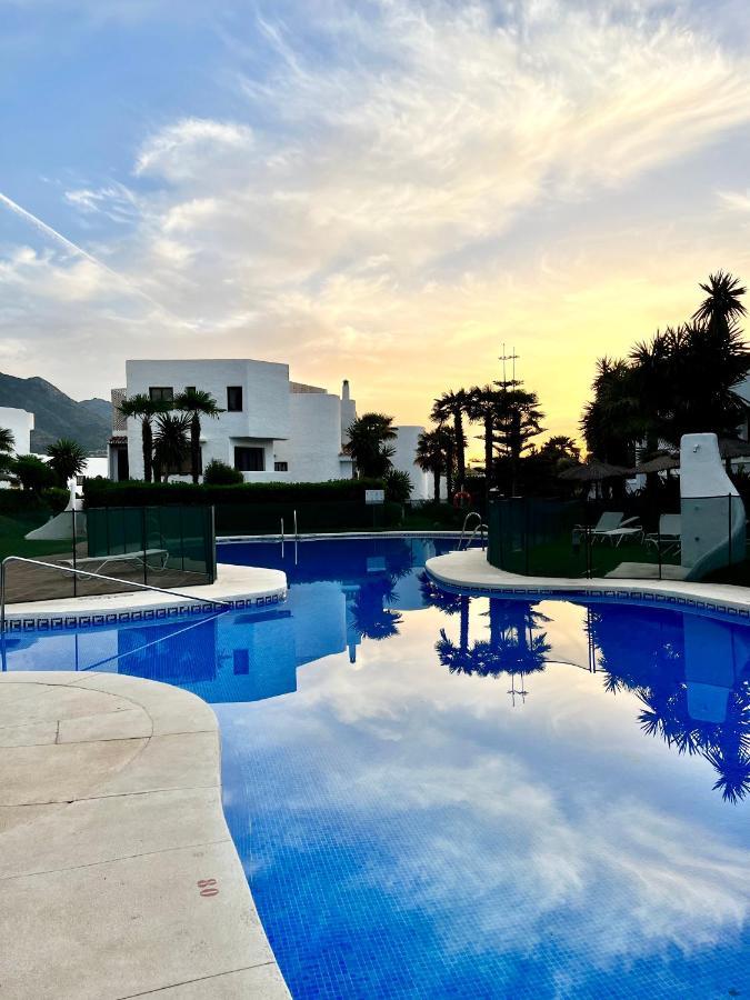 شقة Superb Townhouse In Golden Mile ماربيا المظهر الخارجي الصورة