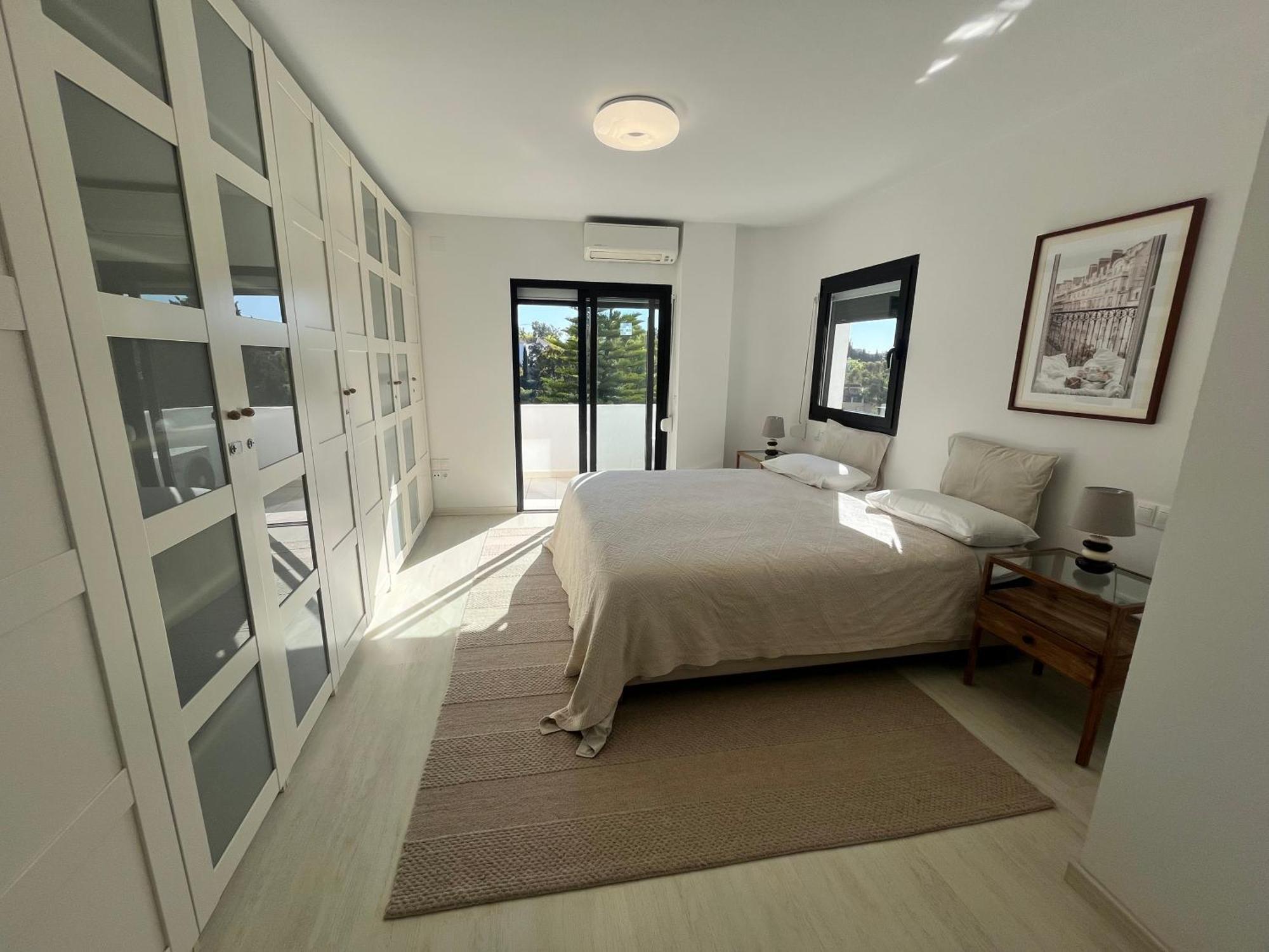شقة Superb Townhouse In Golden Mile ماربيا المظهر الخارجي الصورة